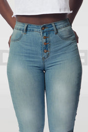 Super Curvy Button Jeans Taille Haute - Light Blue